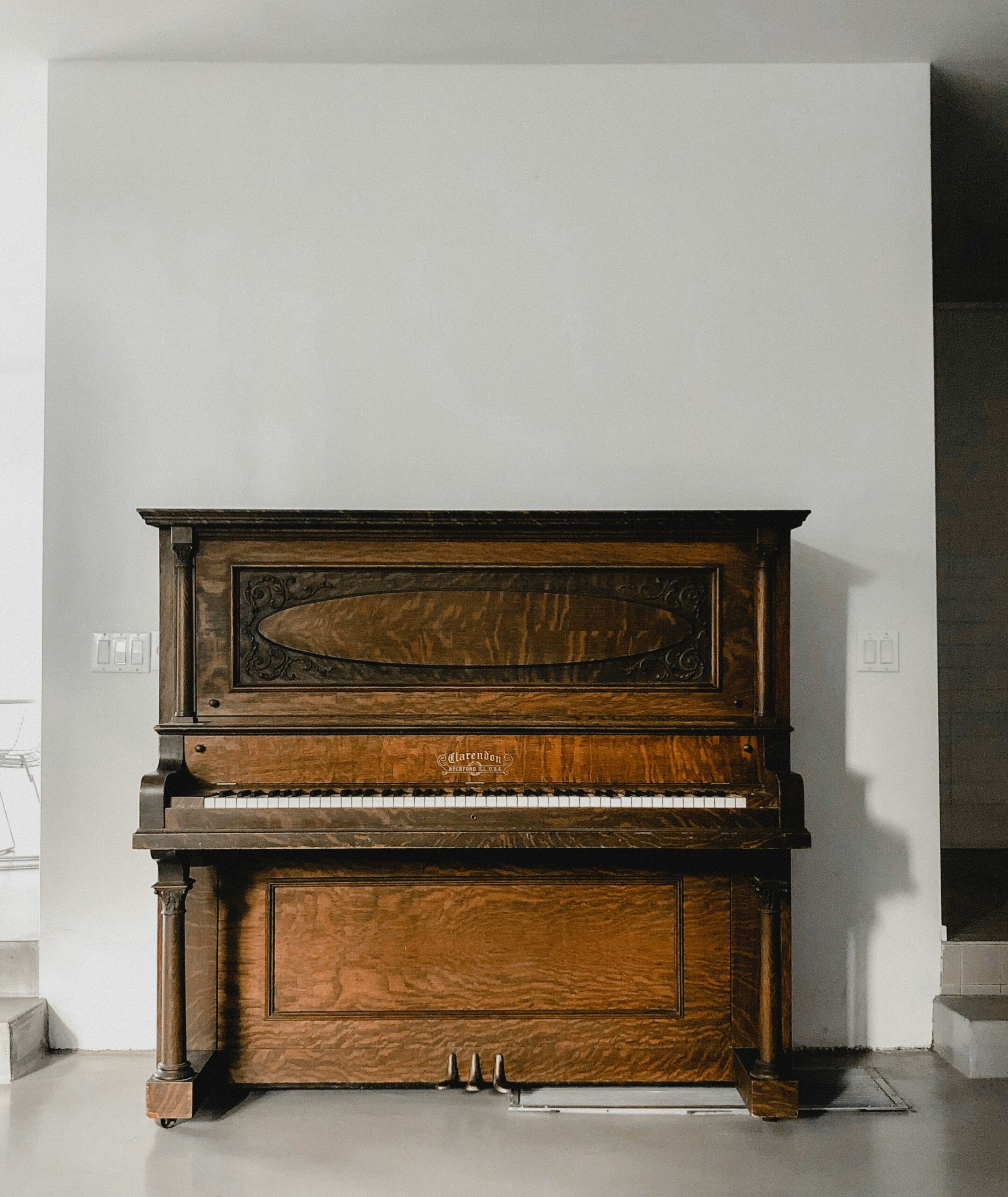 Upright Piano Nhật