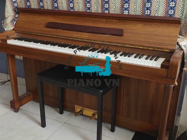 Đàn piano cũ Nhật