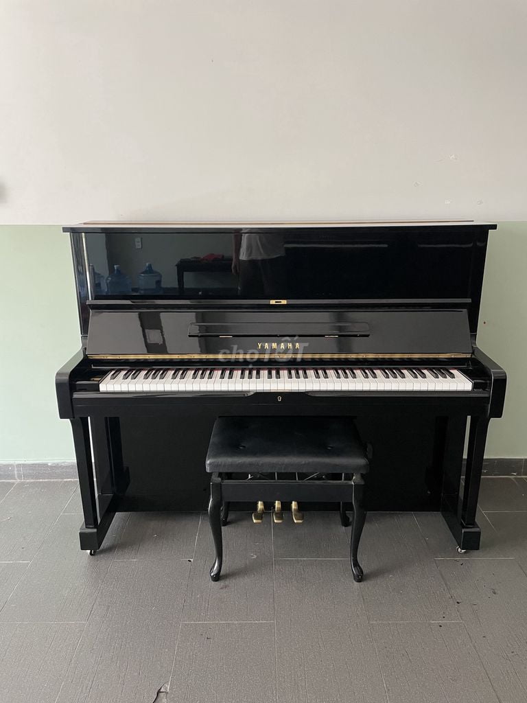 Piano Yamaha U1H